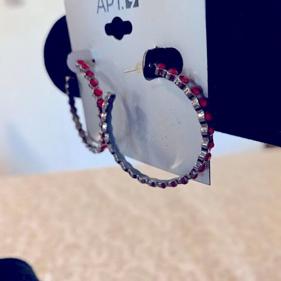 Hoop Earring Red Crystals All Around 1.5” - Picture 3 of 5